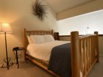 MH204 Loft Bedroom with Queen bed, Twin bed and Bathroom